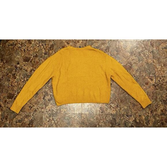 Divided H&M Yellow Crop Sweater Size Small - Picture 6 of 6
